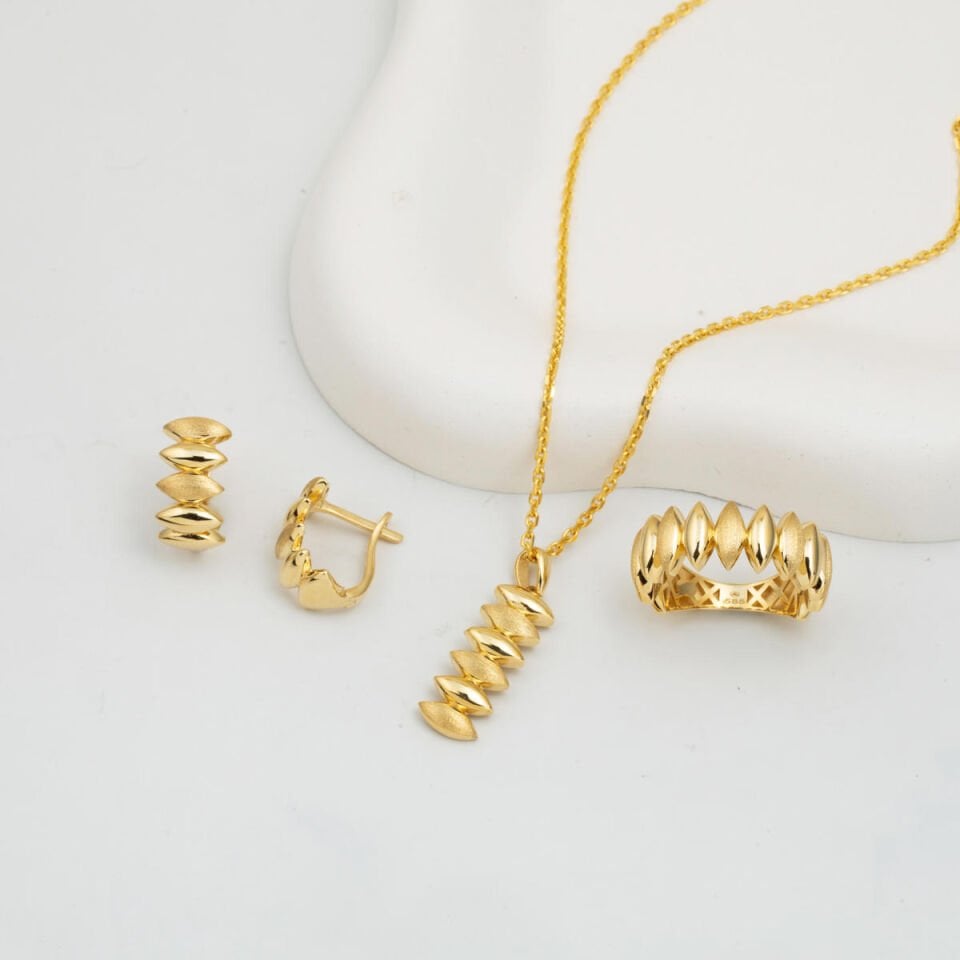 Mimoza 14 Ayar Altın Takı Seti