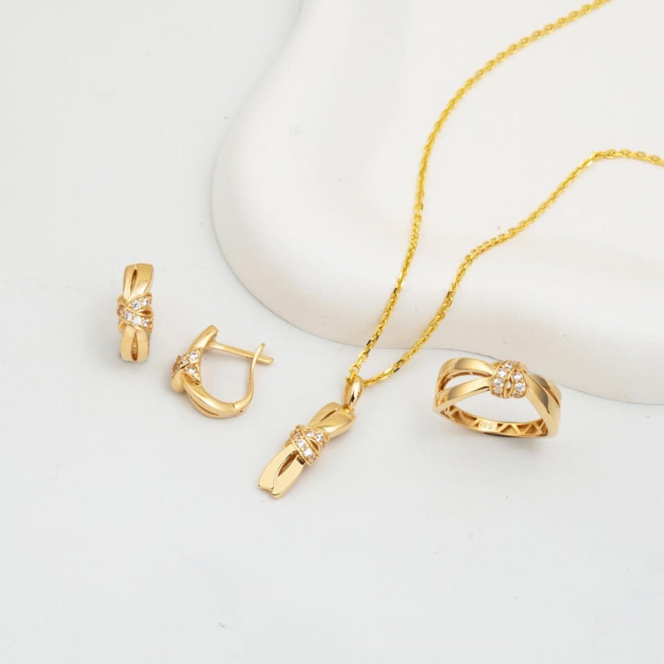 Kurdele 14 Ayar Altın Takı Seti