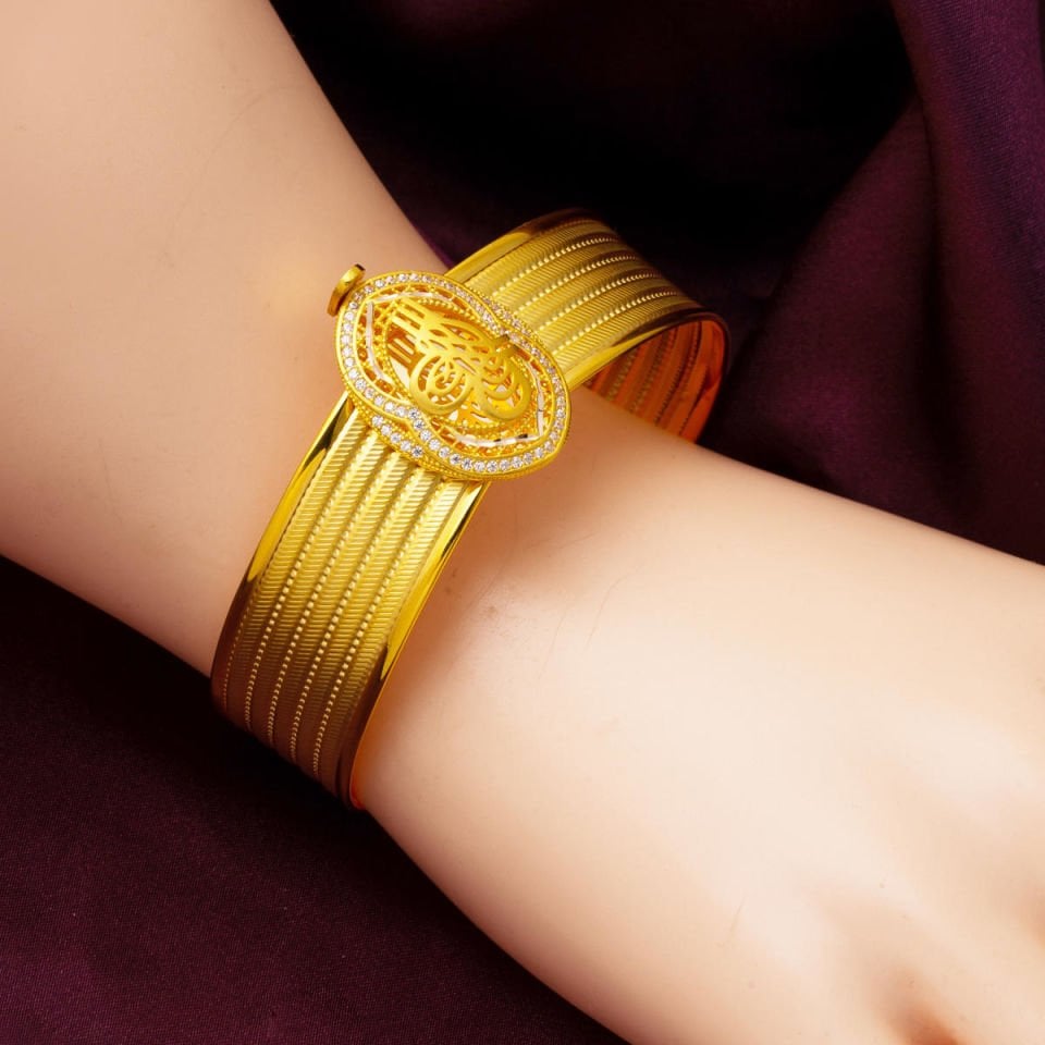 5 Sıra Rozet Tuğralı Hasır Kelepçe Altın Bilezik