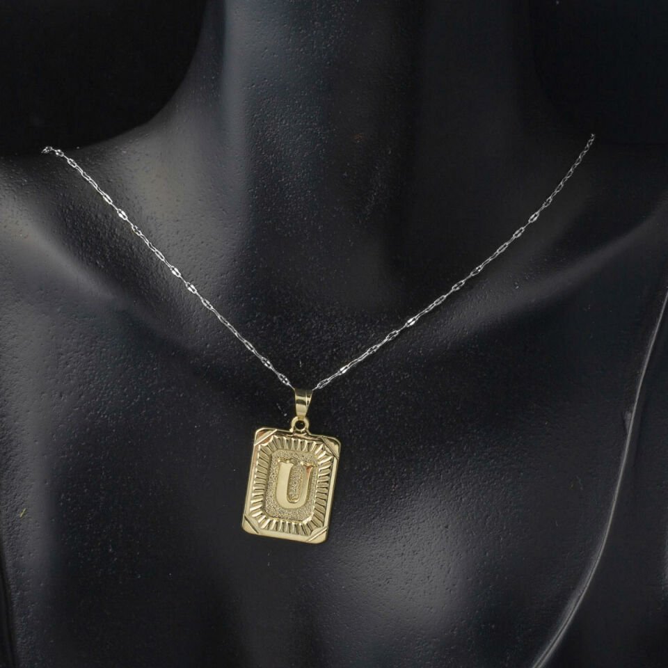 Kare Altın Plakalı 14 Ayar U Harf Kolye Ucu