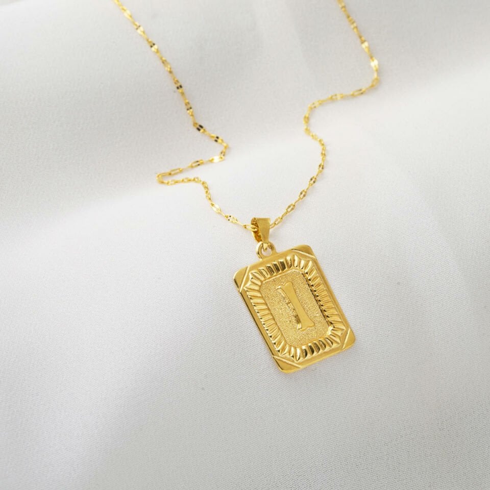 14 Ayar Altın I Harf Kolye Kare Plakalı
