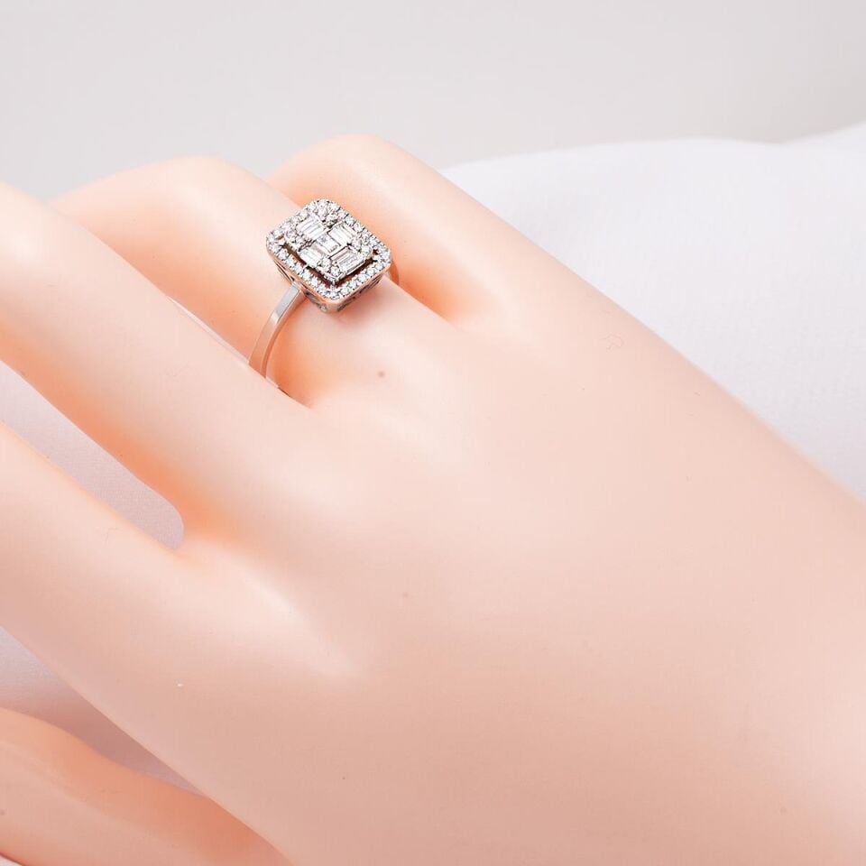 0,35 Karat Baget Pırlanta Yüzük