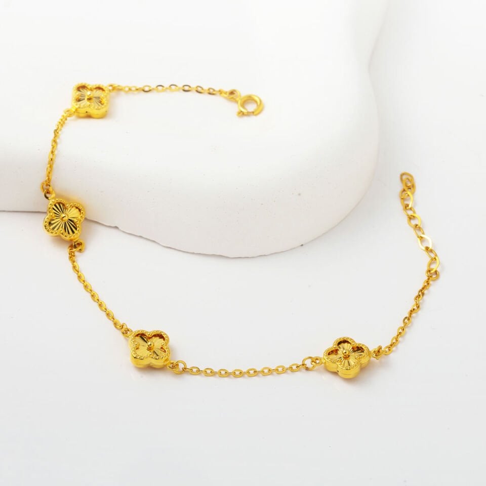 22 Ayar Altın Yoncalı Kadın Bileklik