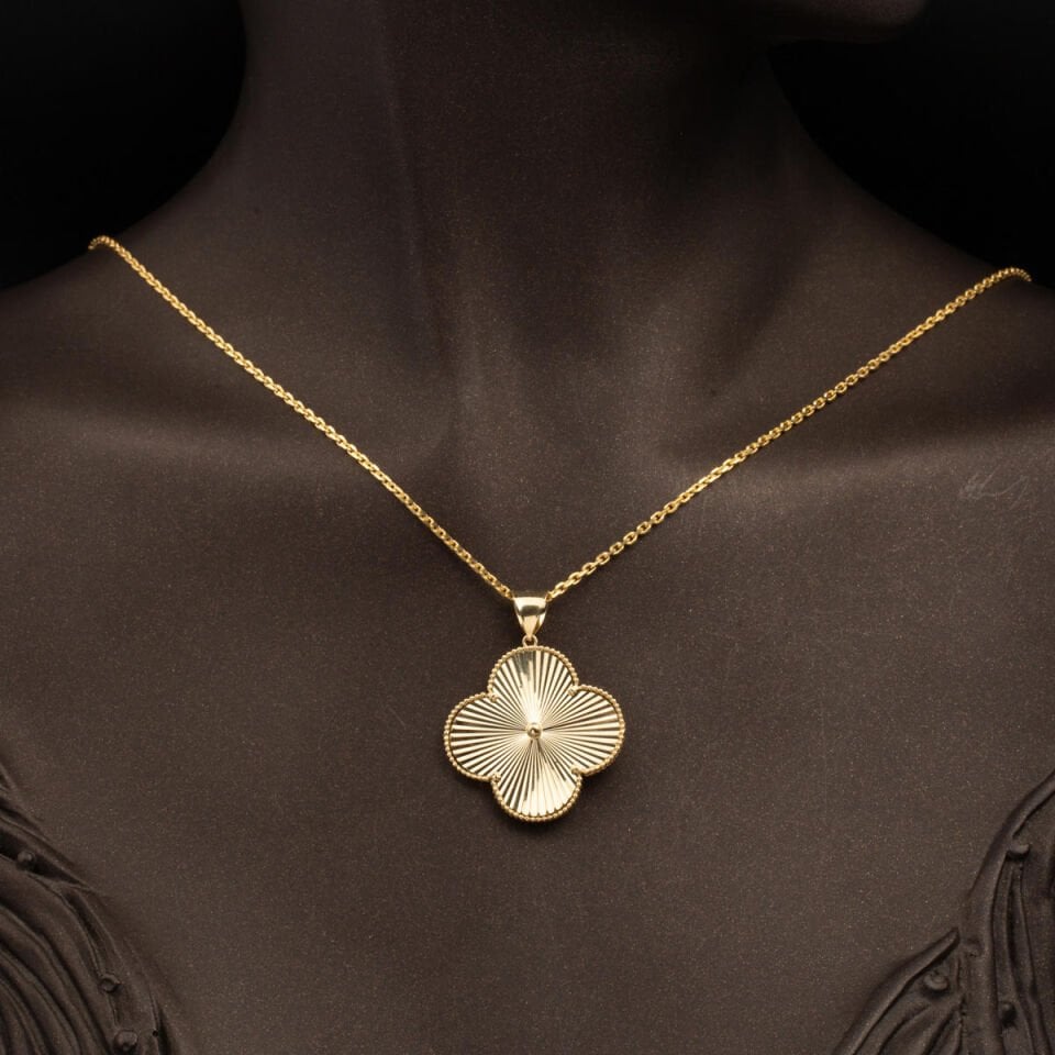 Yonca Altın Kolye 14 Ayar