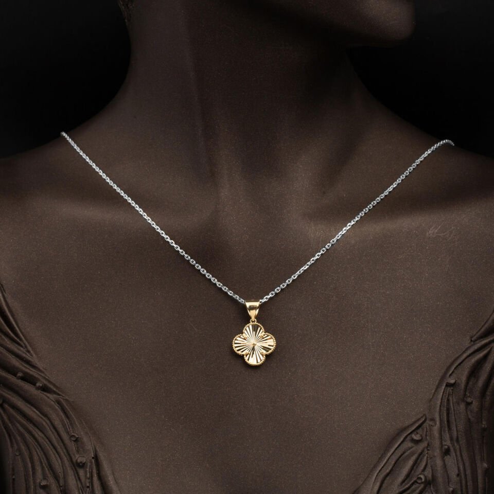 Yonca 14 Ayar Altın Kolye Ucu Orta Boy