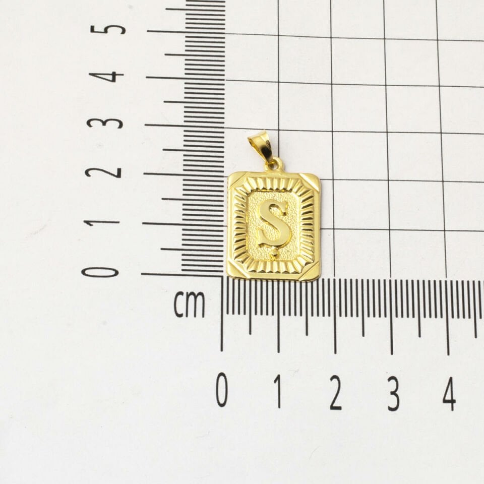 Ş Harf Kolye 14 Ayar Kare Altın Plakalı