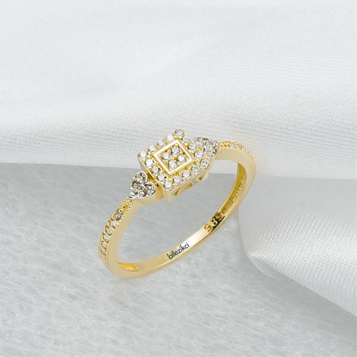 Kalpli Taşlı 14 Ayar Altın Yüzük