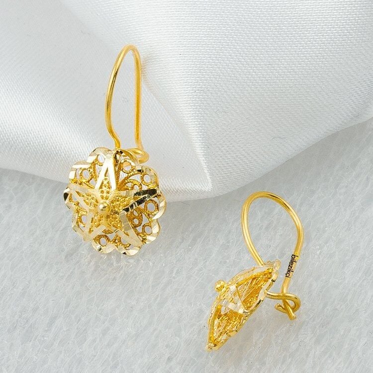 Yıldız 14 Ayar Altın Sarkıt Gül Küpe