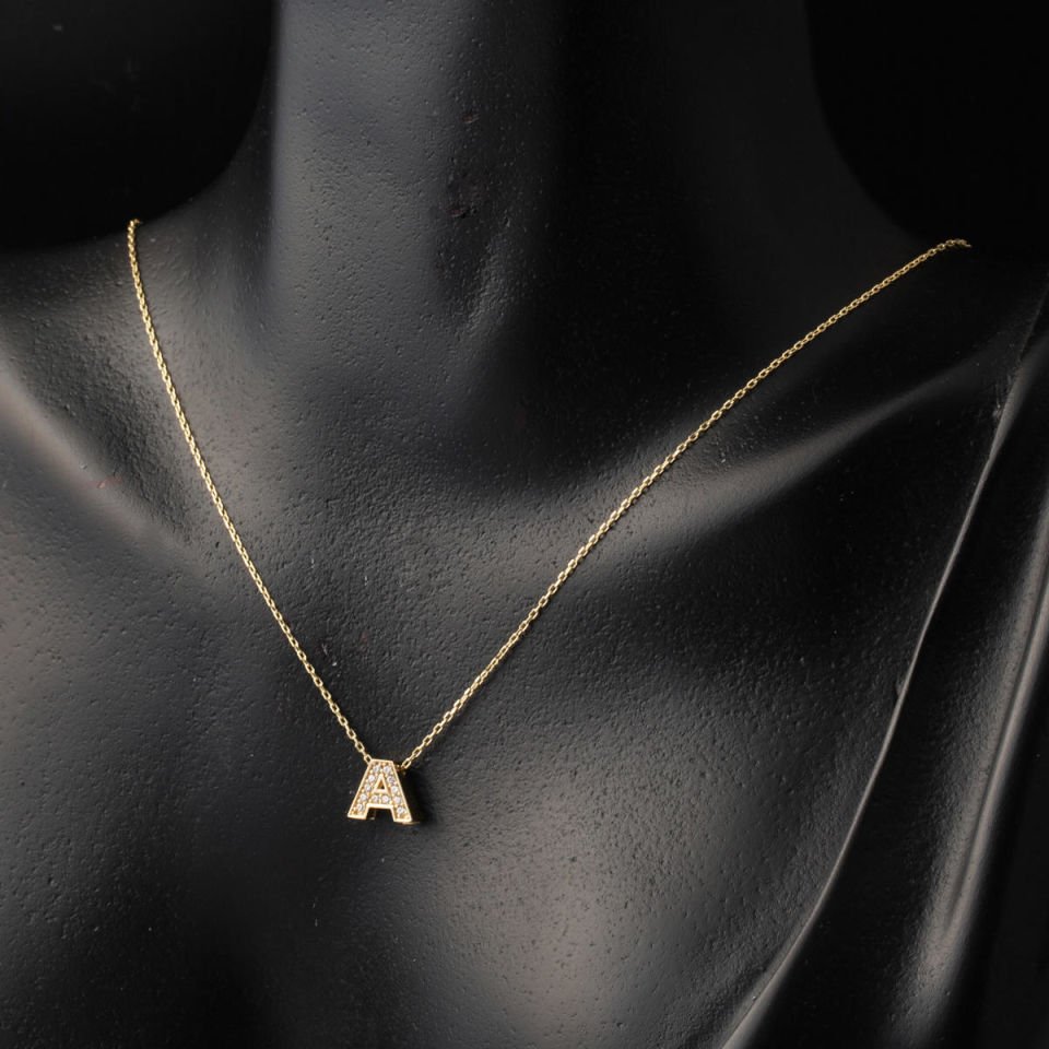 Taşlı A Harfli Minimal Harf Kolye Altın