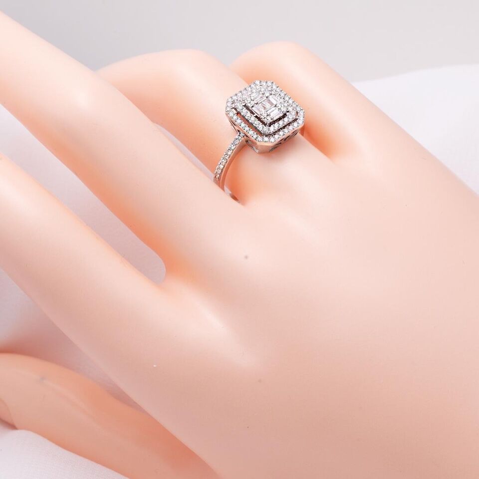0,52 Karat Baget Pırlanta Yüzük
