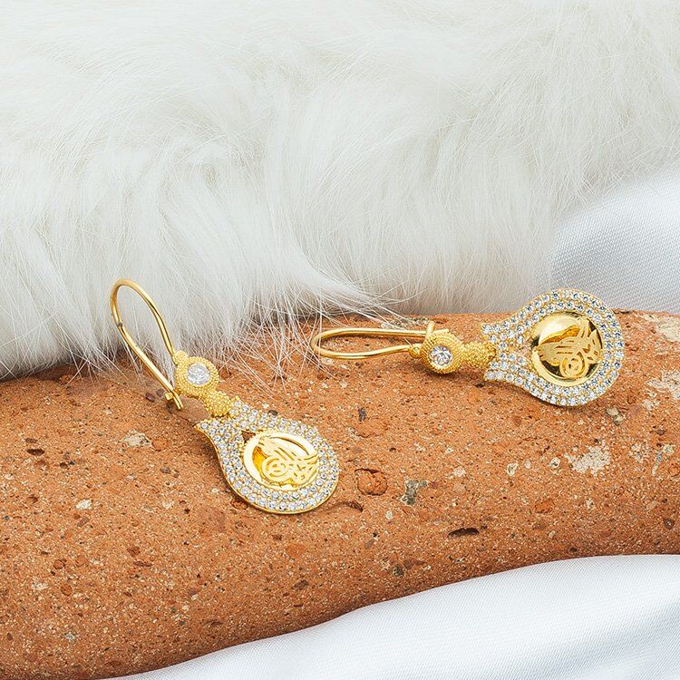 Lale Tuğralı Taşlı Altın Sarkaç Küpe