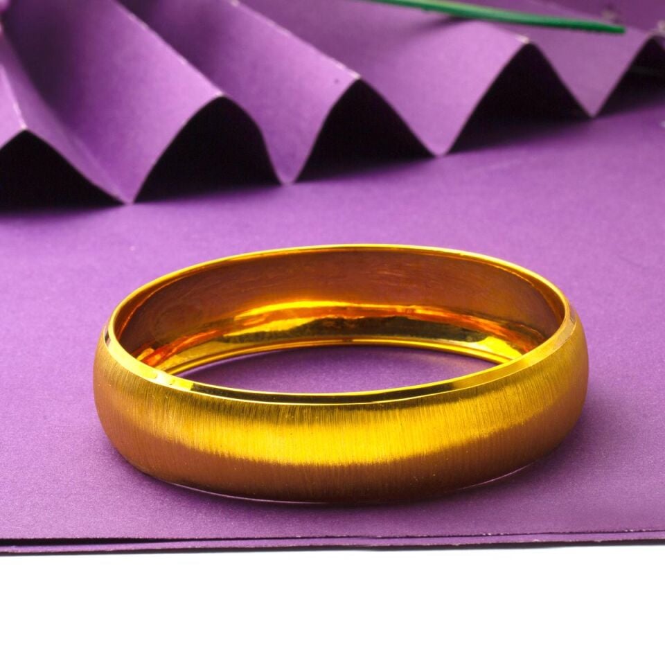 1.5 Cm Kumlu 14 Ayar Altın Bilezik 10 Gr.