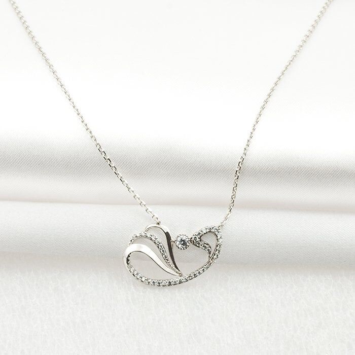 Vavlı 14 Ayar Beyaz Altın Kolye