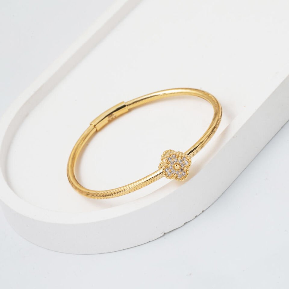 Van Cleef 14 Ayar İtalyan Altın Künye