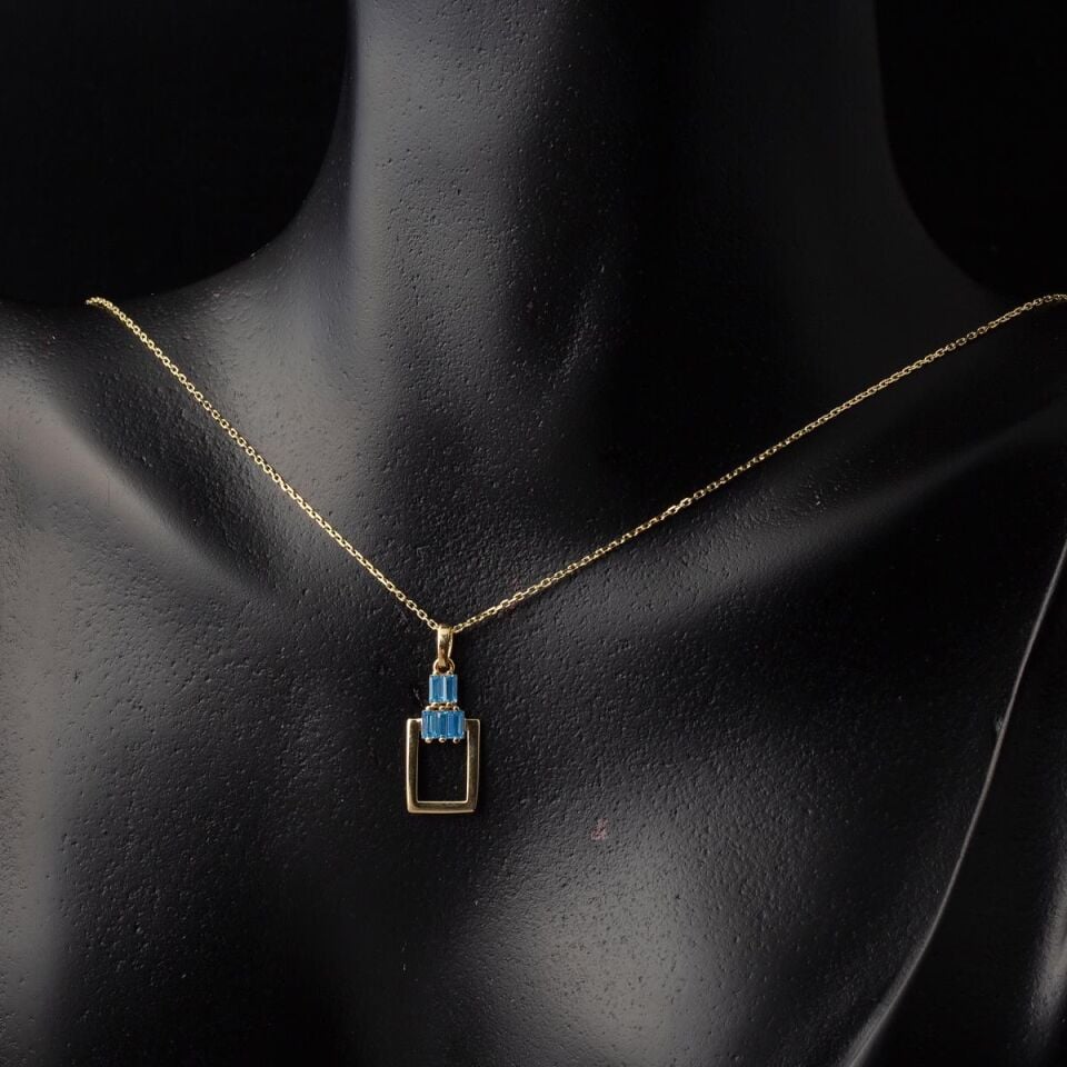 Mavi Baget Taşlı Dörtgen Altın Kolye