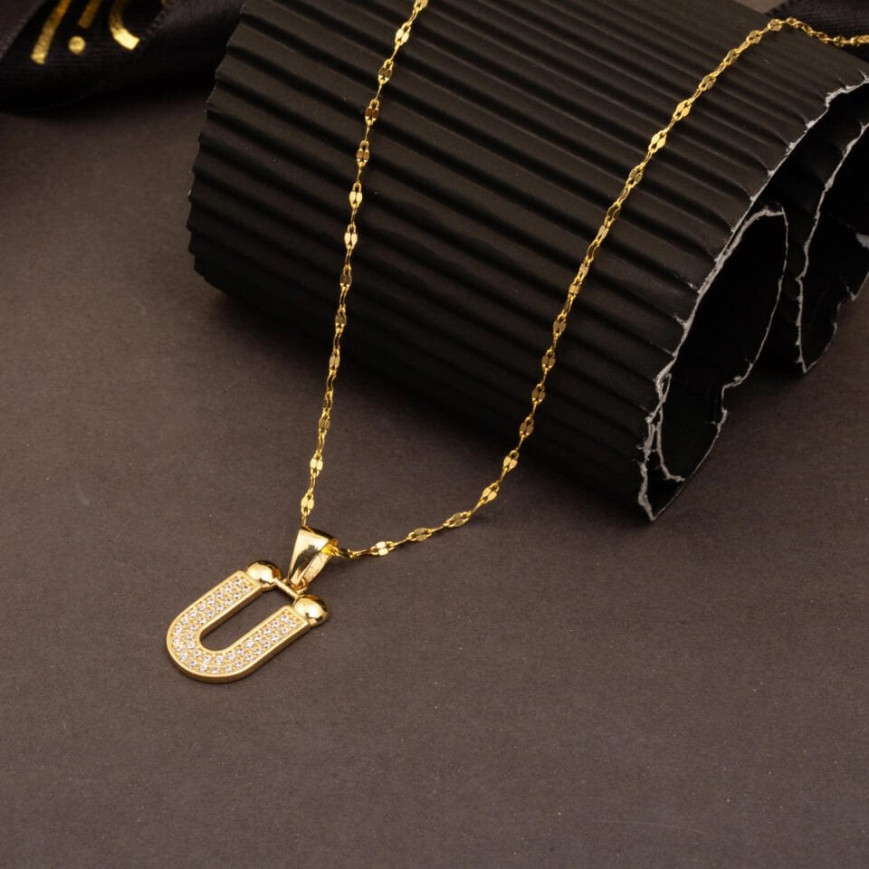 14 Ayar Altın Ü Harfi Kolye