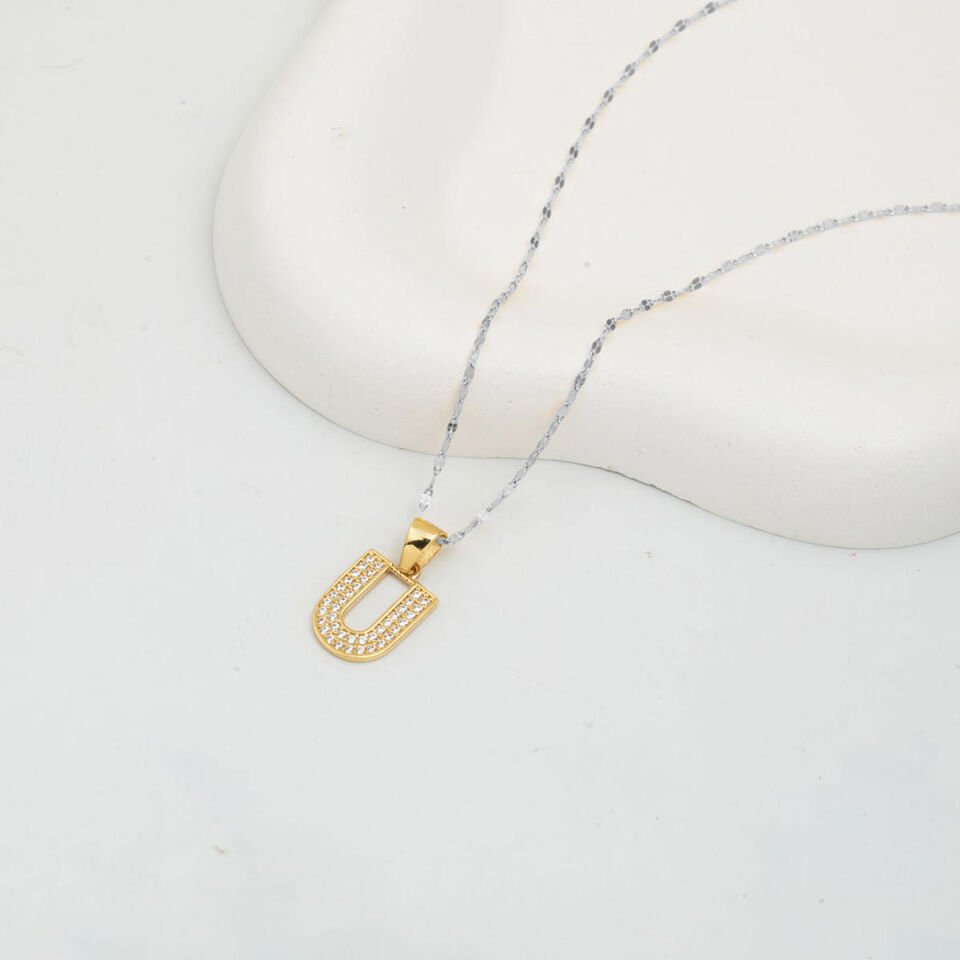 U Baş Harfi 14 Ayar Altın Kolye Ucu