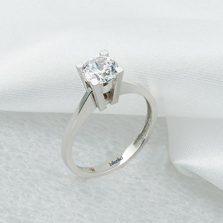 Beyaz  Altın 14 Ayar Tektaş Yüzük