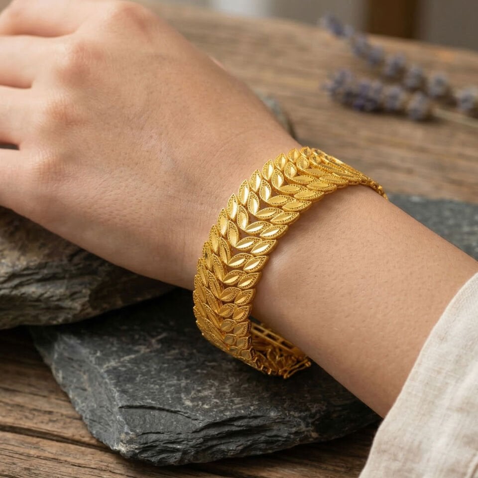 Başak 14 Ayar Altın Kelepçe Bileklik