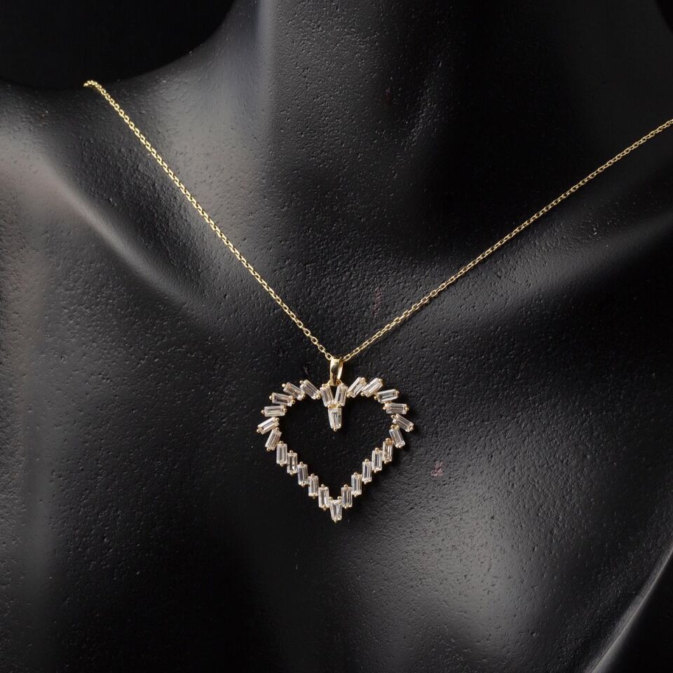 Baget Taşlı 14 Ayar Altın Kalpli Kolye