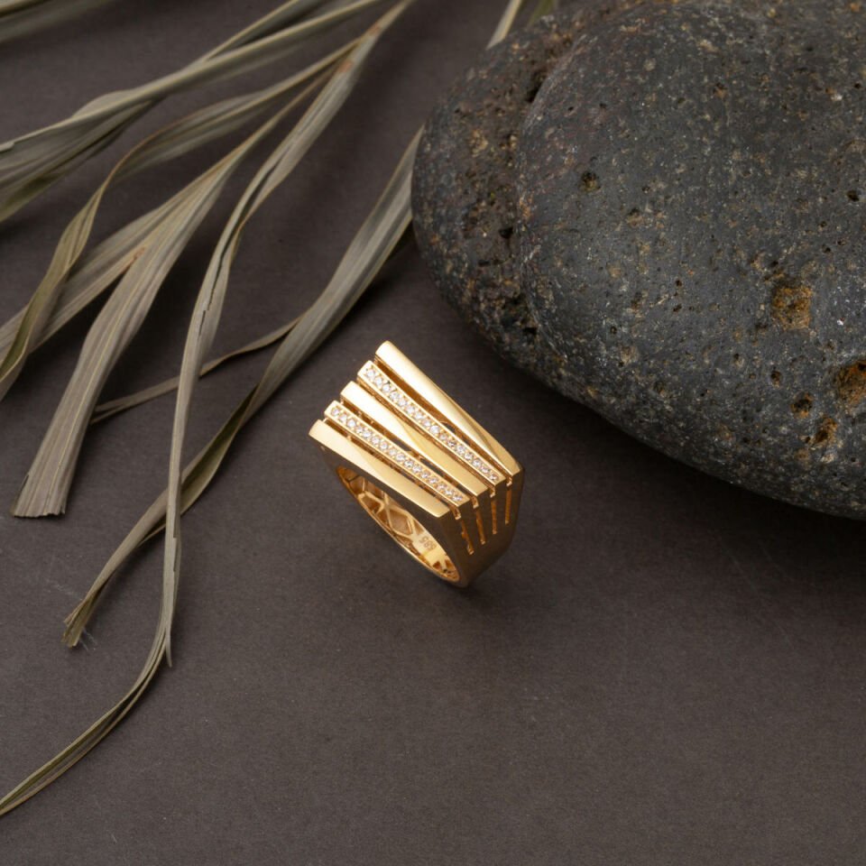 Asimetrik Tasarım 14 Ayar Fantezi Altın Yüzük