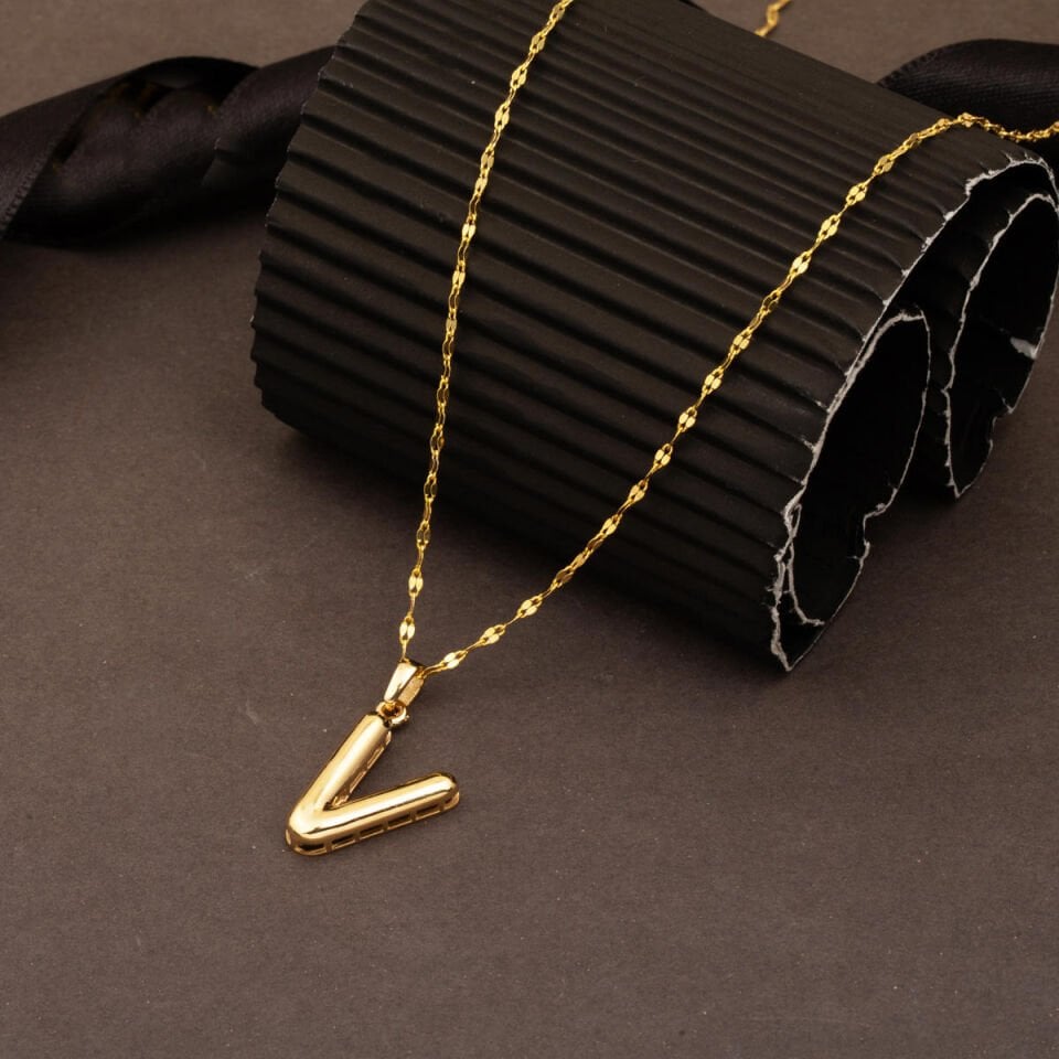 14 Ayar Altın Balon V Harfli Kolye