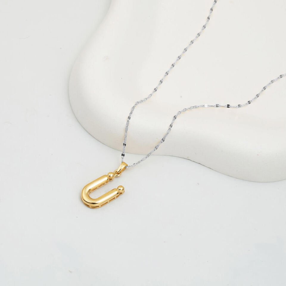 Balon Ü Harfi 14 Ayar Altın Kolye Ucu