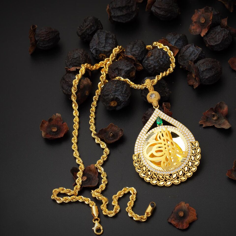 Damla Çerçeve Tuğralı Altın Kolye