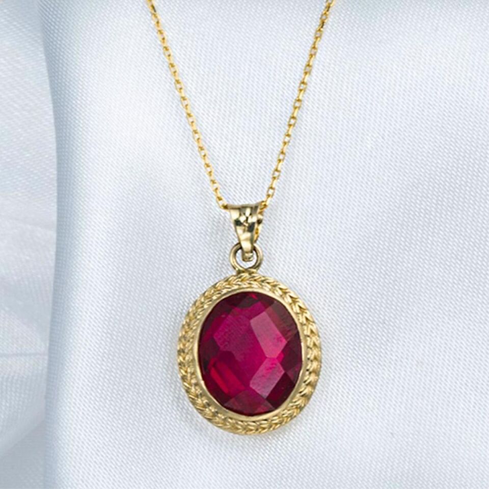 Oval Kırmızı Taşlı 14 Ayar Altın Kolye