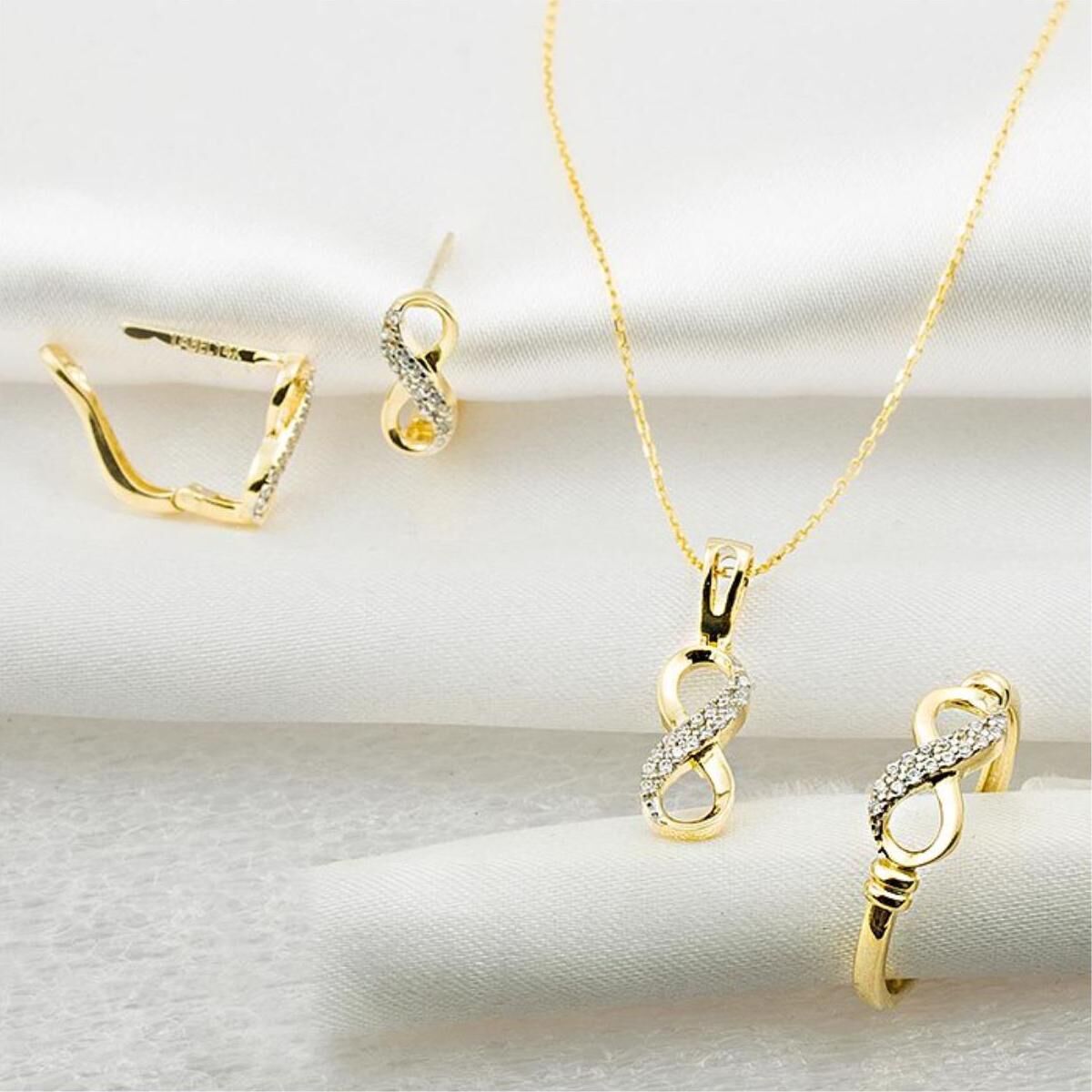 Sonsuzluklu Taşlı 14 Ayar Altın Mini Set