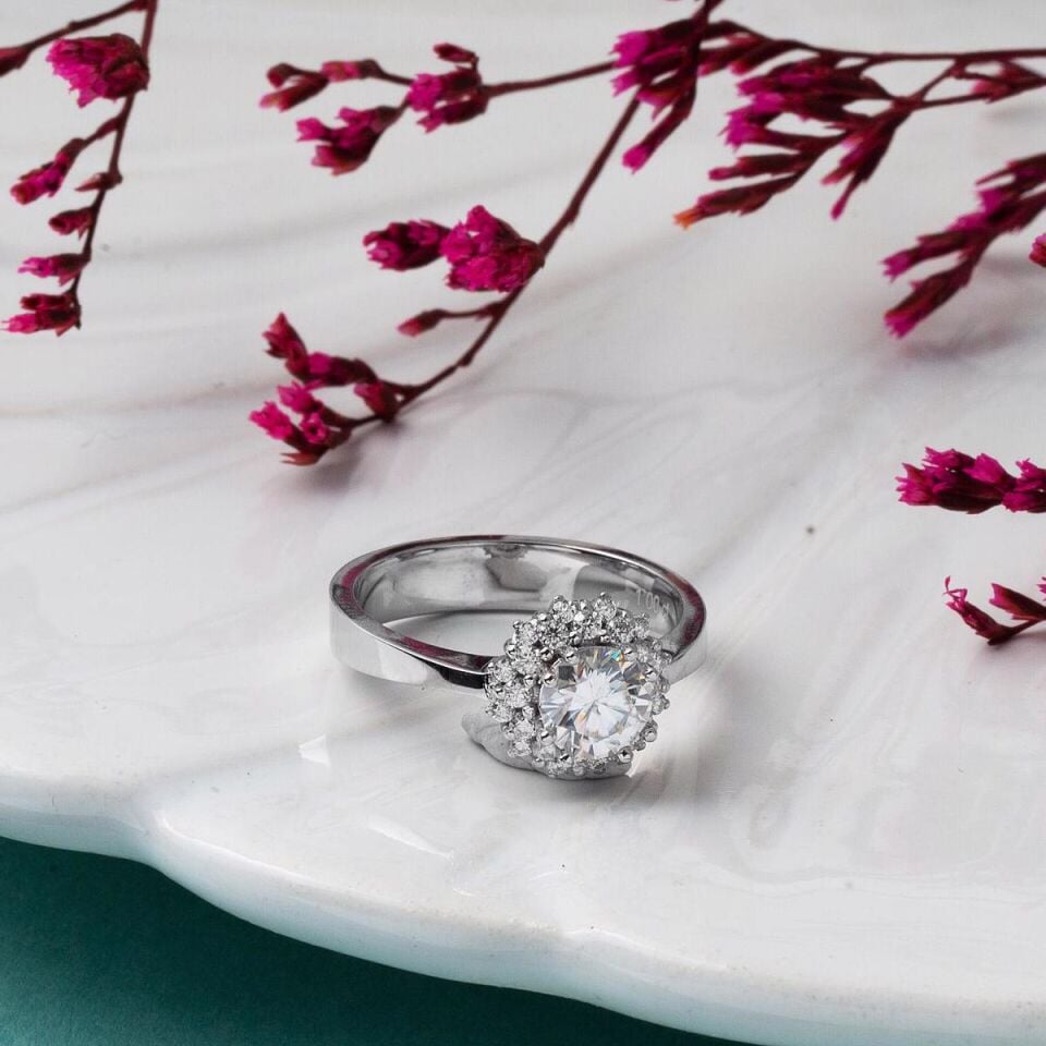 0.60 ct. Yakamoz Pırlanta Yüzük