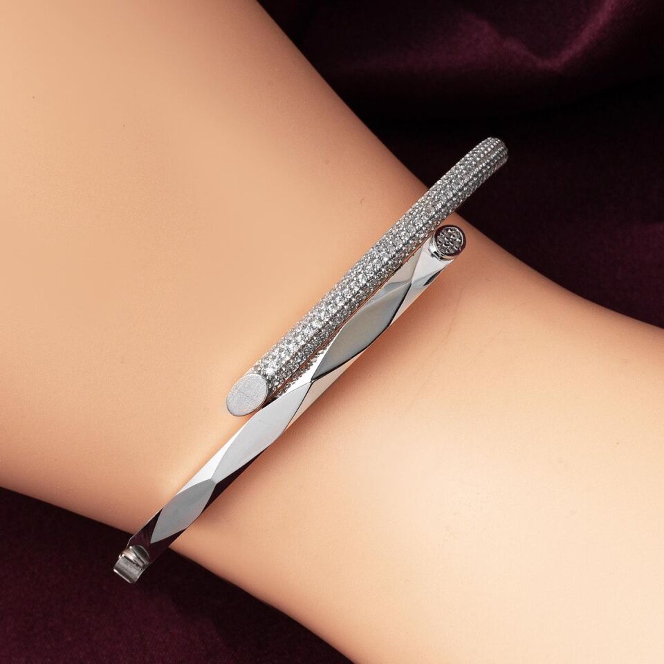 Helya Beyaz Altın Kelepçe Bilezik