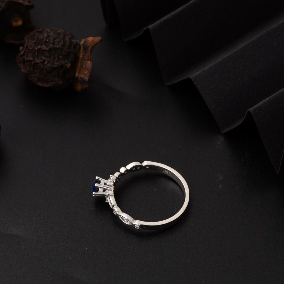 0,40 Ct. Safir Pırlantalı Yüzük