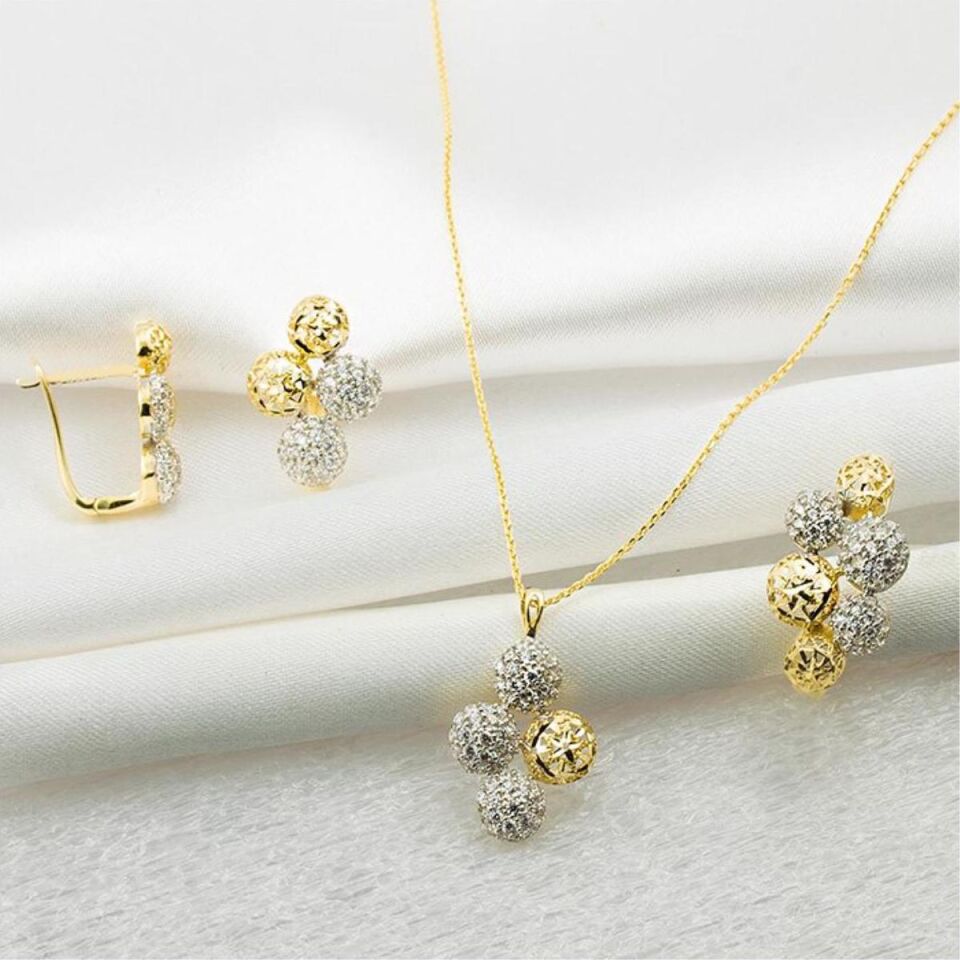 Bağ Üzümü 14 Ayar Altın Taşlı Nişan Seti