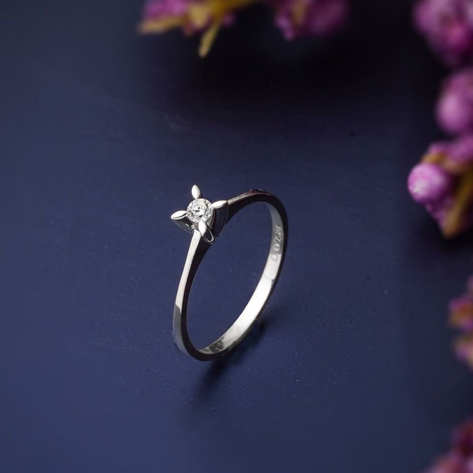 Diamond Tektaş Pırlantalı Yüzük