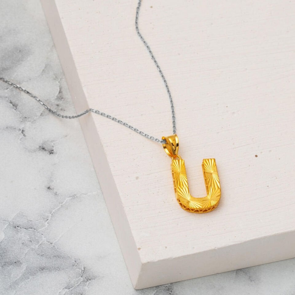 22 Ayar 3 Boyutlu U Harfi Kolye Ucu