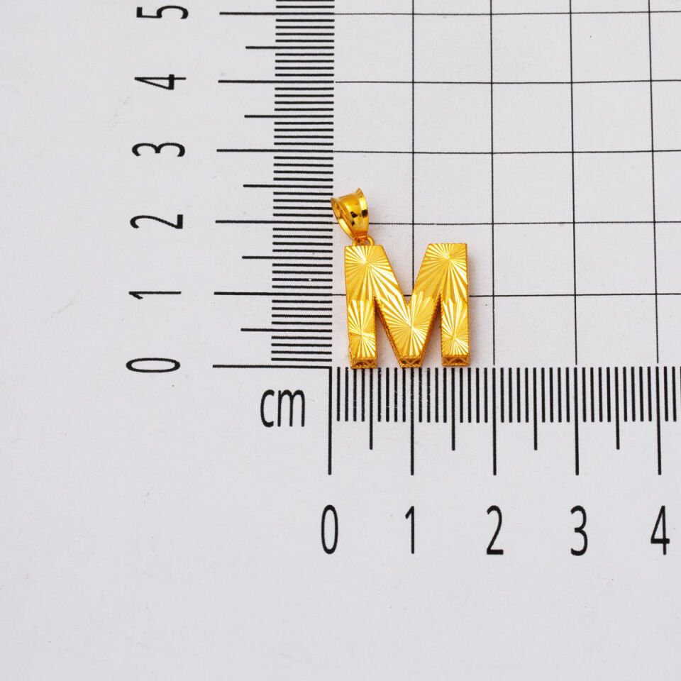 M Harfi 22 Ayar Altın Zincirli Kolye