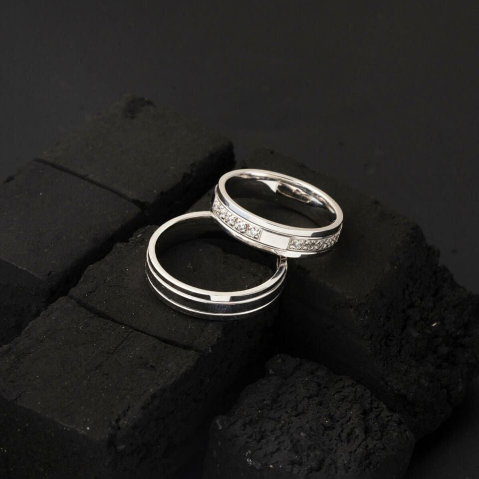 Beyaz Altın Taşlı 14 Ayar Kadın Alyans Yüzük