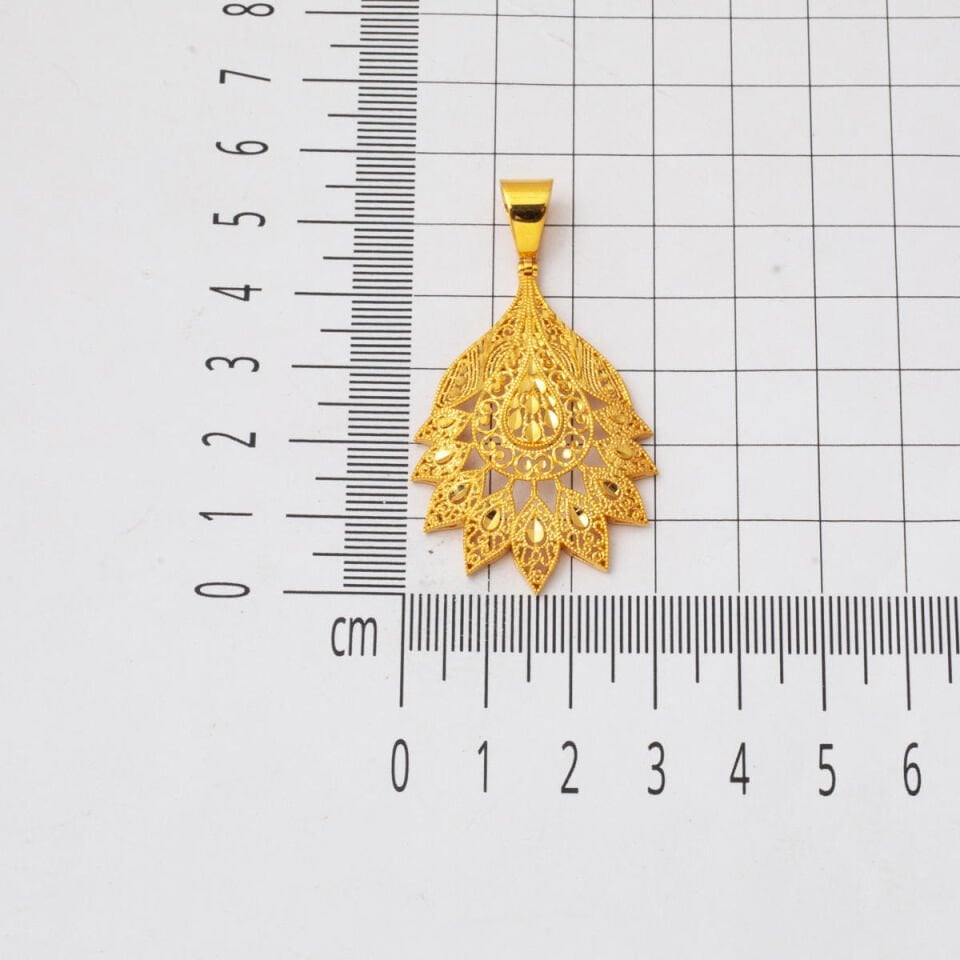 Hint Motifli 22 Ayar Altın Kolye