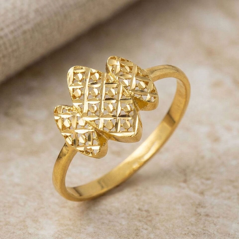 Perspektif 14 Ayar Altın Yüzük