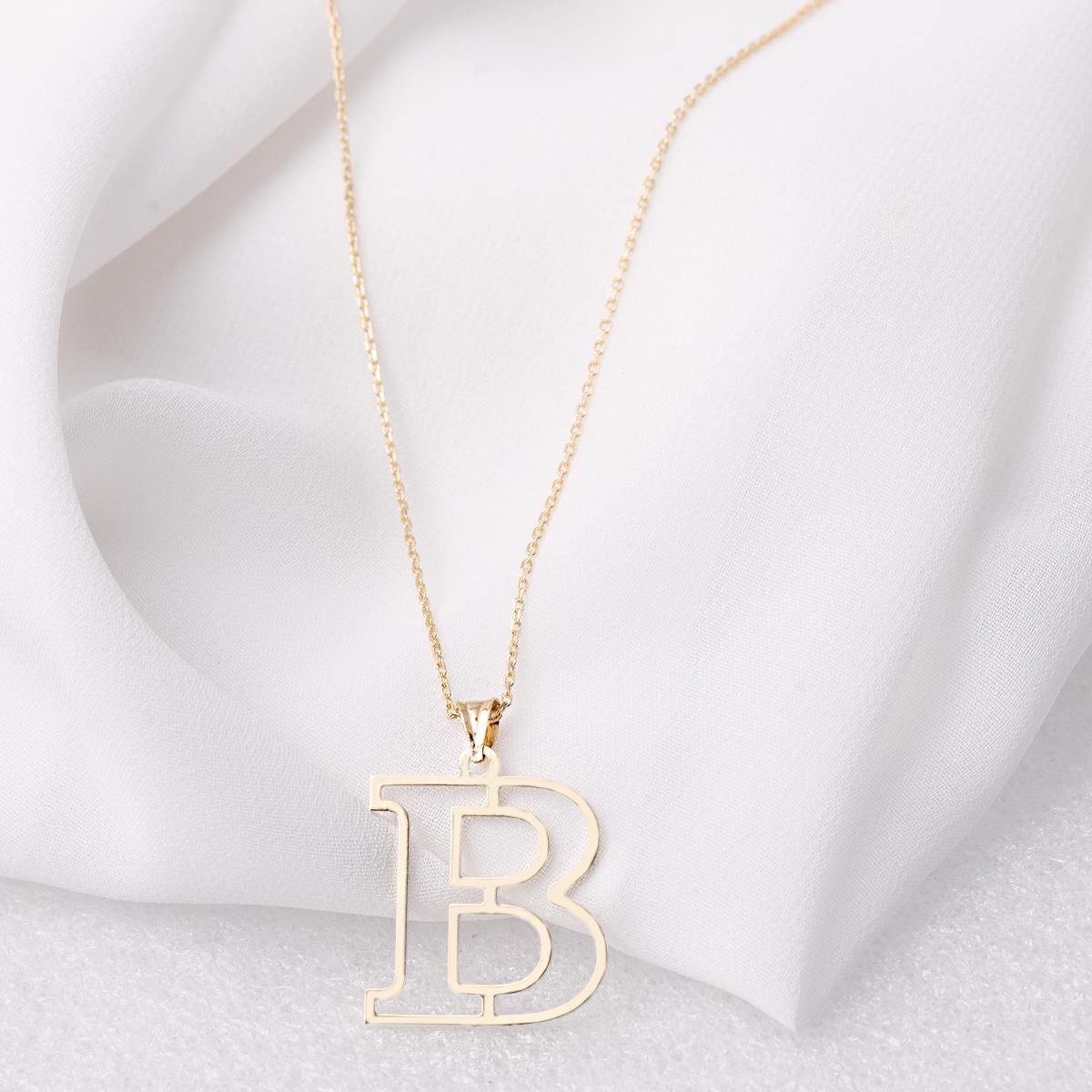 B Harfi Altın Kolye