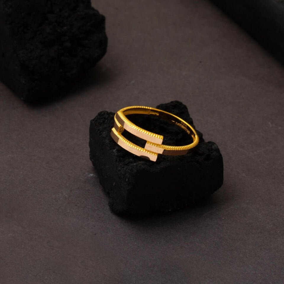 Tekli Kaburga Sarı Altın Yüzük