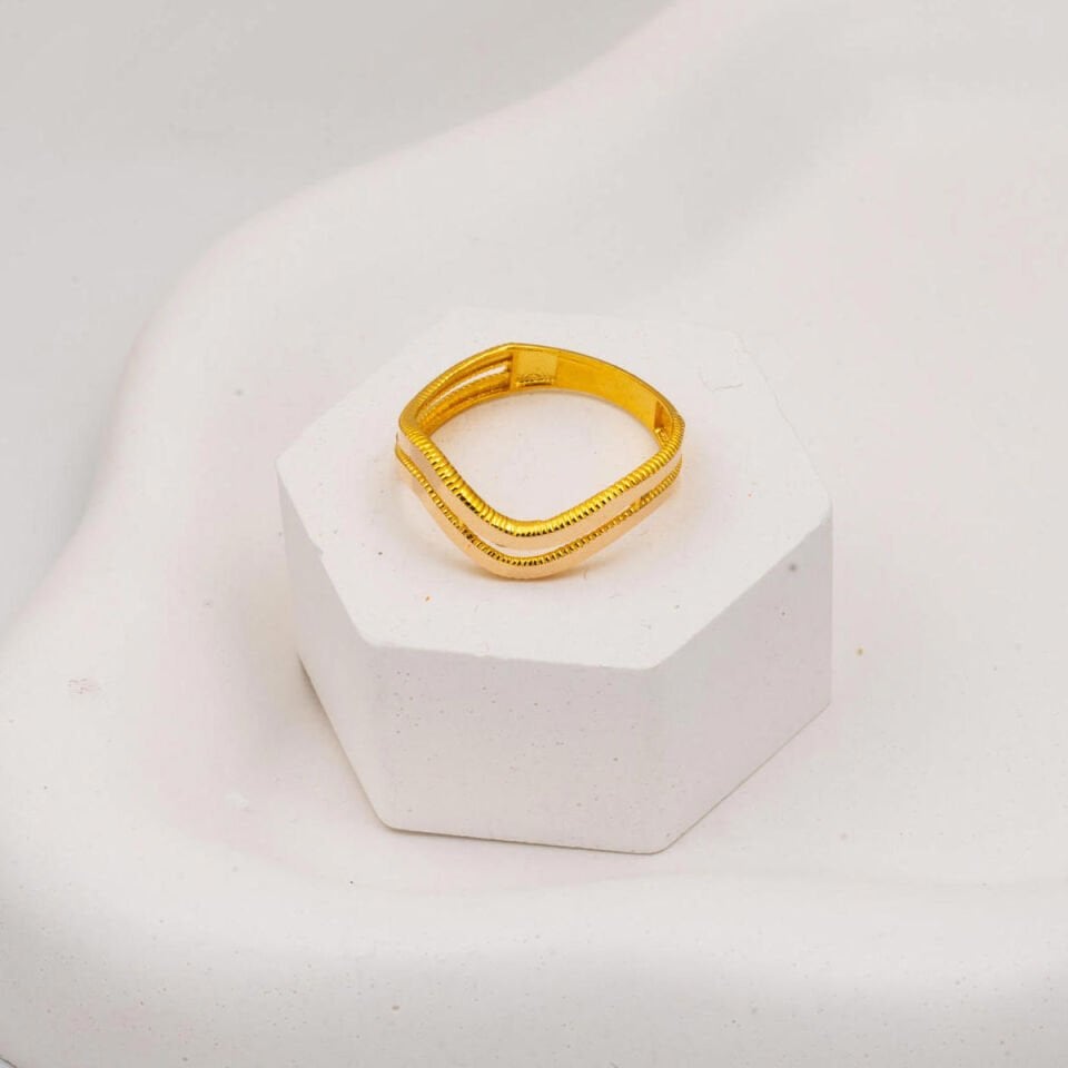 Zikzak Ajda Sarı Altın Yüzük