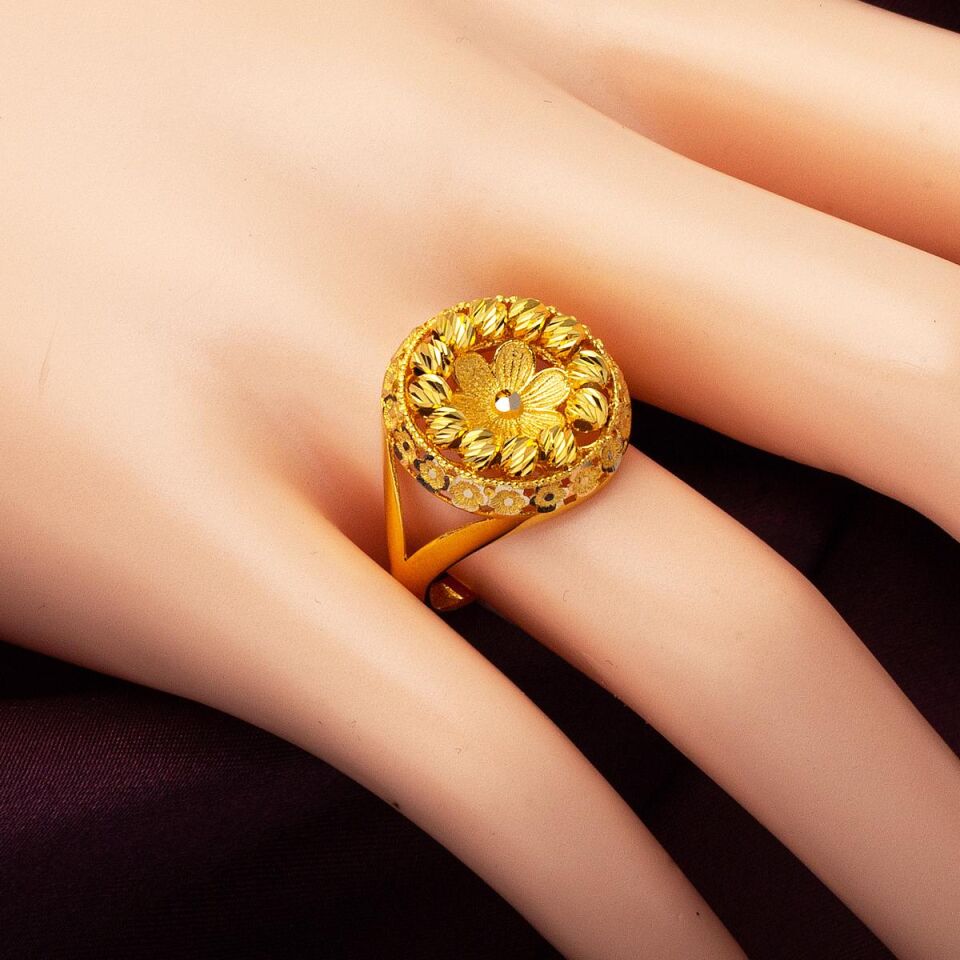 Çiçekli Dorika Altın Yüzük