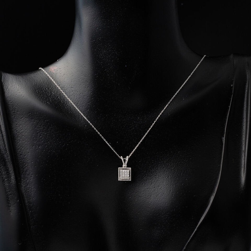 Zer 0,08 Karat Pırlanta Altın Kolye