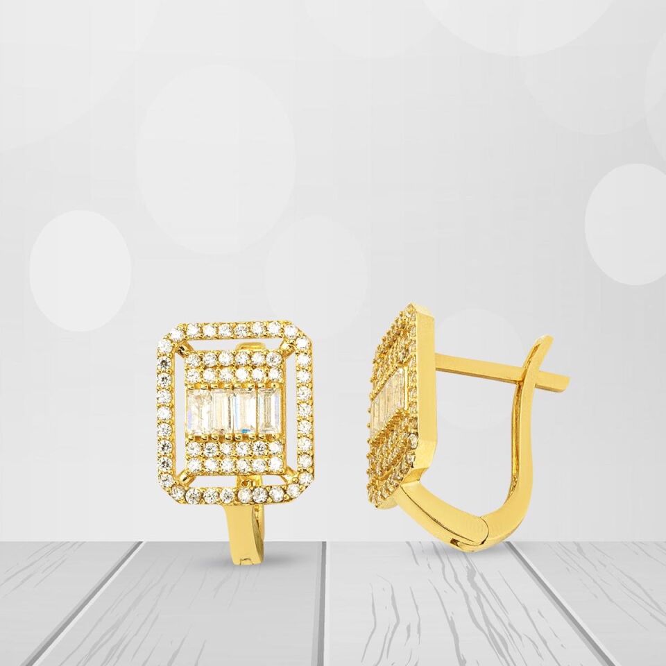 Baget Taşlı Altın Küpe