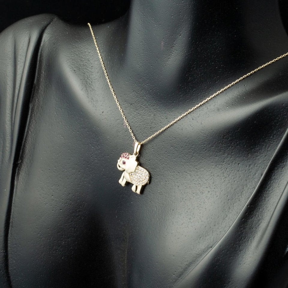 Kırmızı Taş Detaylı Minimalist Altın Fil Kolye