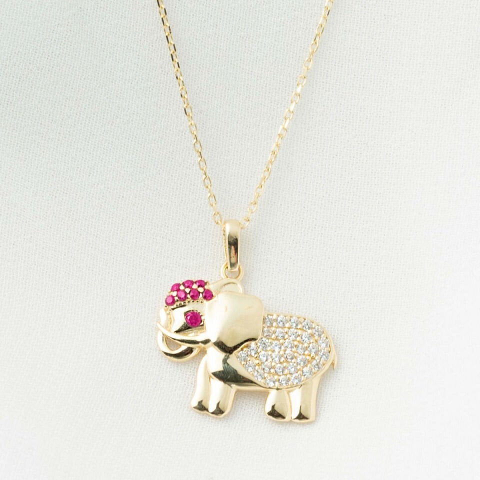 Kırmızı Taş Detaylı Minimalist Altın Fil Kolye