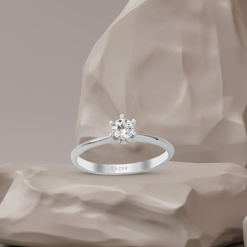 0,25 ct. Altı Tırnak Pırlanta Tektaş Yüzük