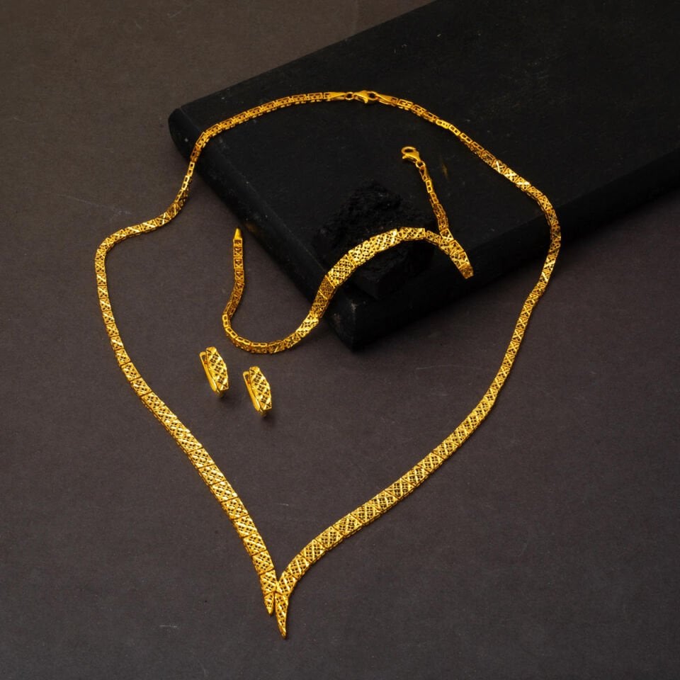 Yaşam Çiçeği Sarkıt Altın Düğün Seti